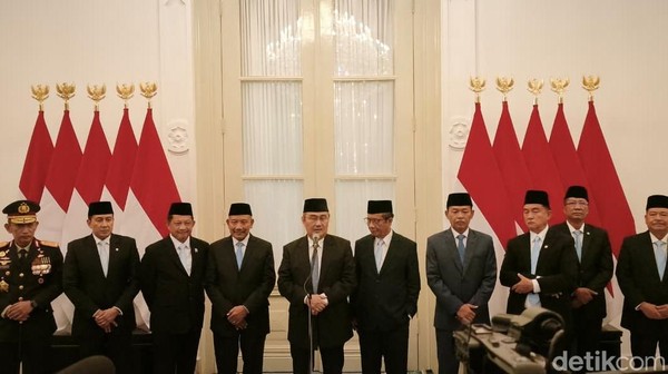 Antara Harapan dan Keraguan: Telaah Hukum Terhadap Komposisi dan Mandat Komisi Reformasi Polri