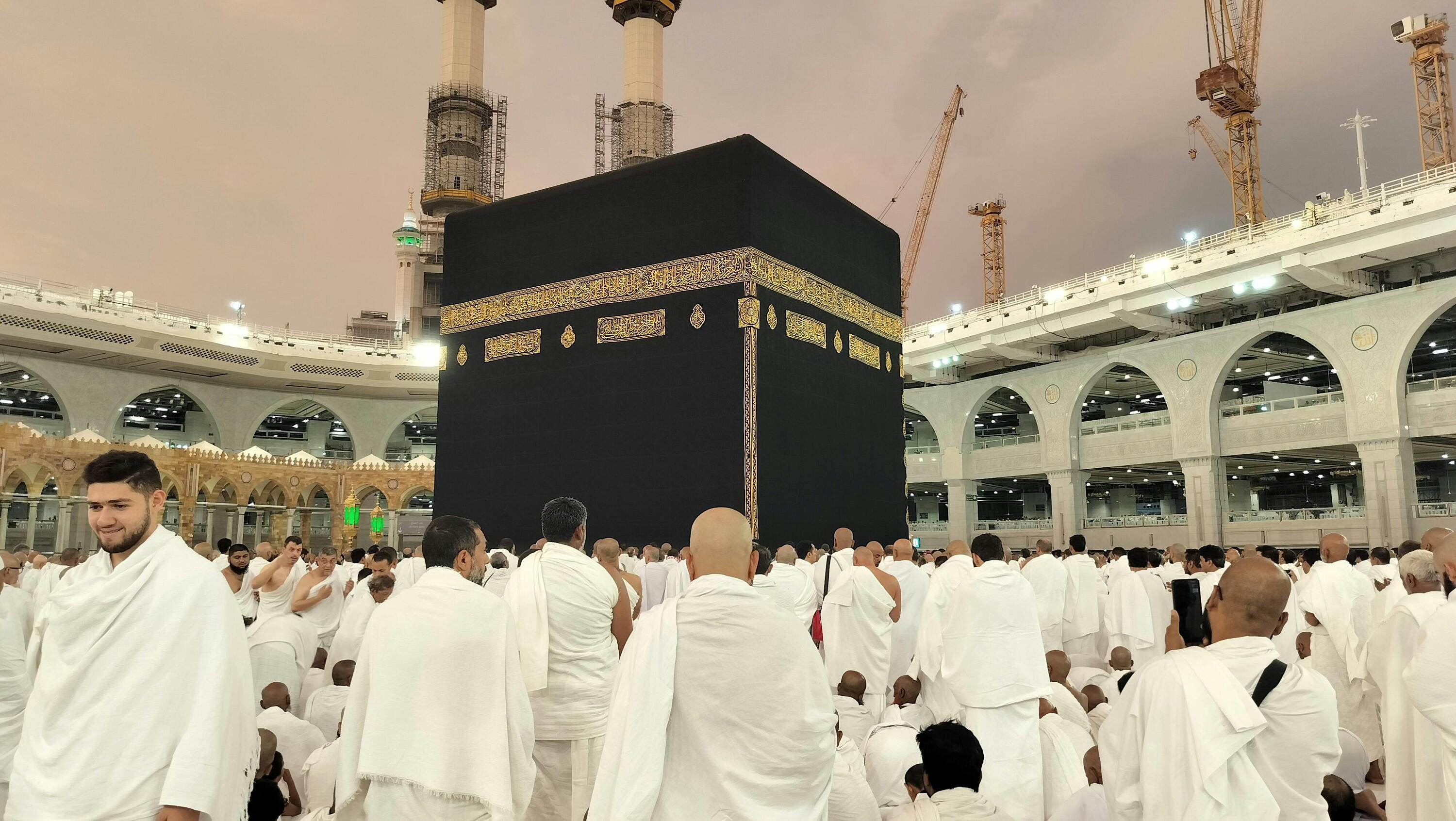 Umrah Mandiri dalam UU Baru: Langkah Progresif atau Risiko Baru bagi Jemaah?